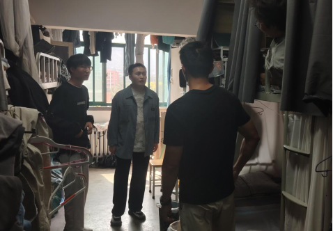 理学院开展节前宿舍安全隐患排查活动